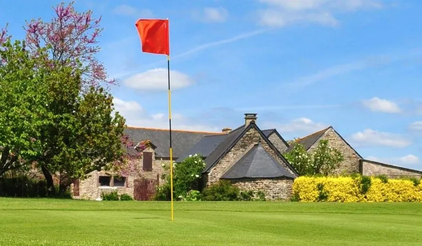 GOLF DE CADEN