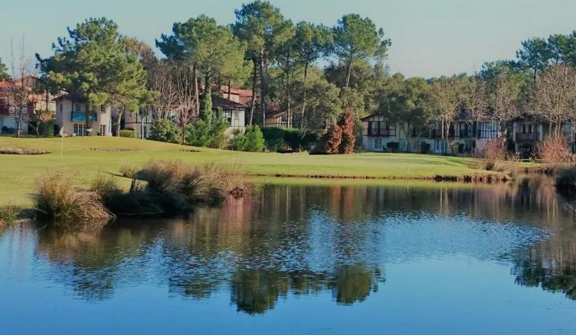 GOLF DE MOLIETS