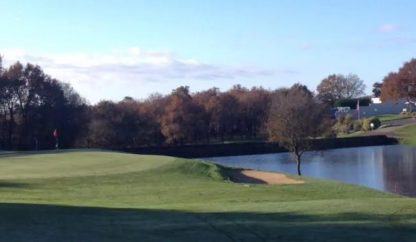 GOLF BLUEGREEN SAVENAY