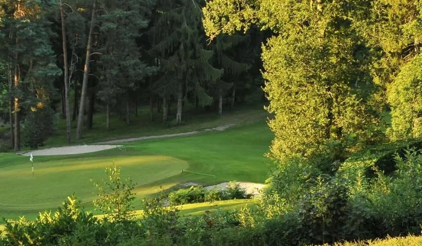 EXCLUSIV GOLF CHAT. ROCHEFORT