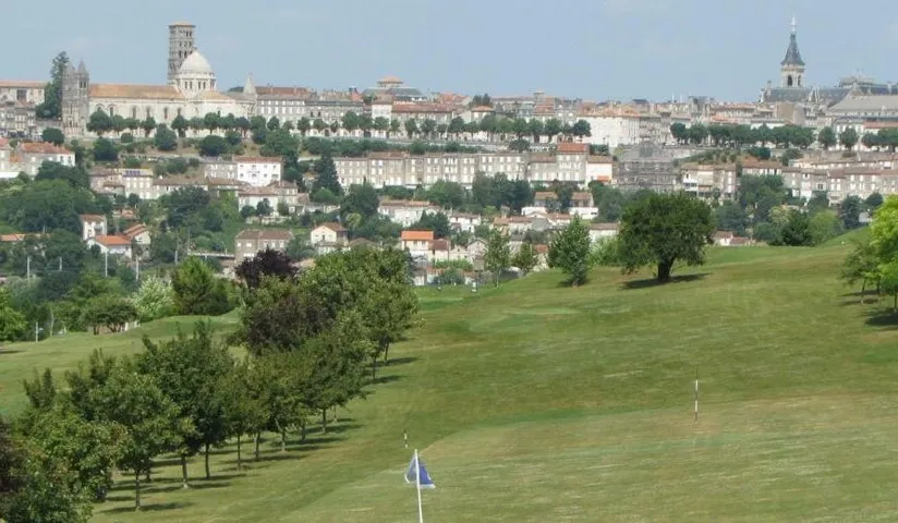 ANGOULEME GOLF L'HIRONDELLE