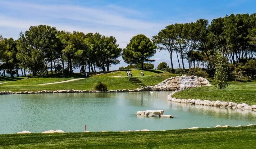 GOLF DE SAUMANE