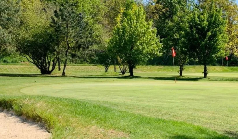 GOLF DE MACHILLY